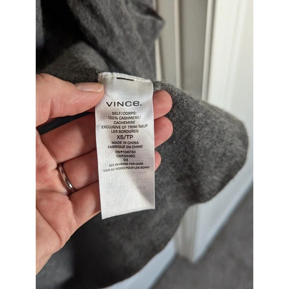 Vince. 100% Cashmere Hooded Grey Cardigan Duster sz XS - Picture 6 of 6